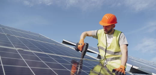 Choosing the Right Solar Panel Installer for Your Energy Needs